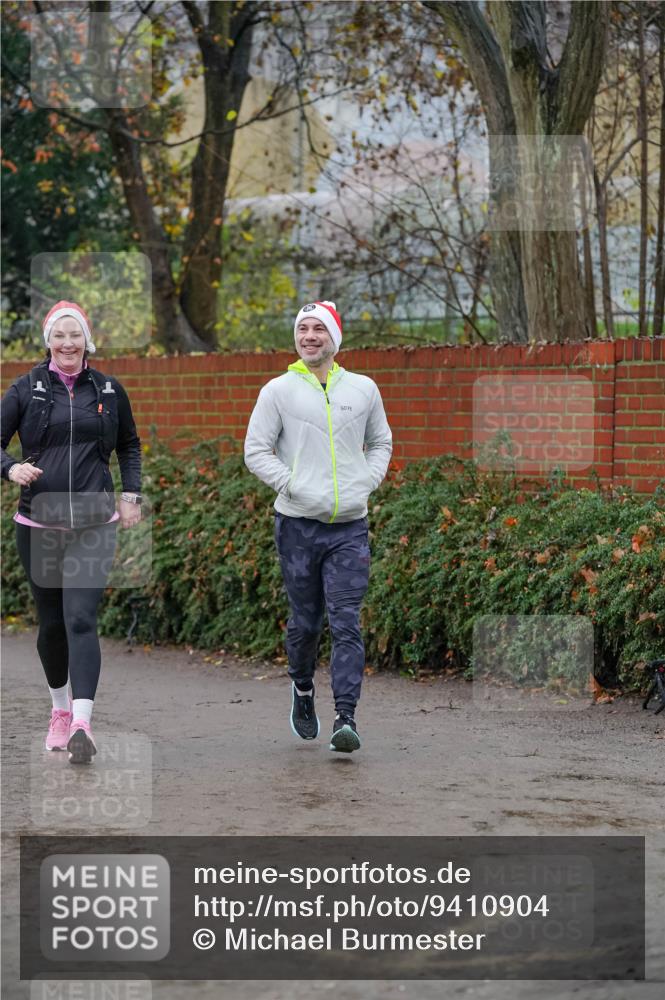07.12.2025 - St. Pauli X-Mass-Run No. 15 Michael Burmester http://msf.ph/oto/9410904 07.12.2025 09:49:46 Laufen  meine-sportfotos.de