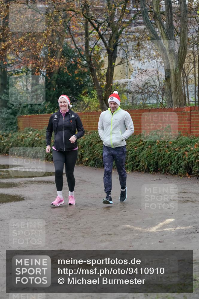 07.12.2025 - St. Pauli X-Mass-Run No. 15 Michael Burmester http://msf.ph/oto/9410910 07.12.2025 09:49:47 Laufen  meine-sportfotos.de