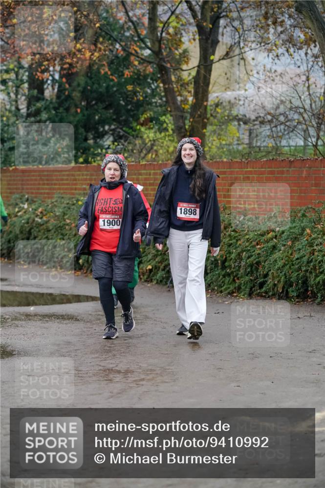 07.12.2025 - St. Pauli X-Mass-Run No. 15 Michael Burmester http://msf.ph/oto/9410992 07.12.2025 09:50:52 Laufen 1898, 1900 meine-sportfotos.de