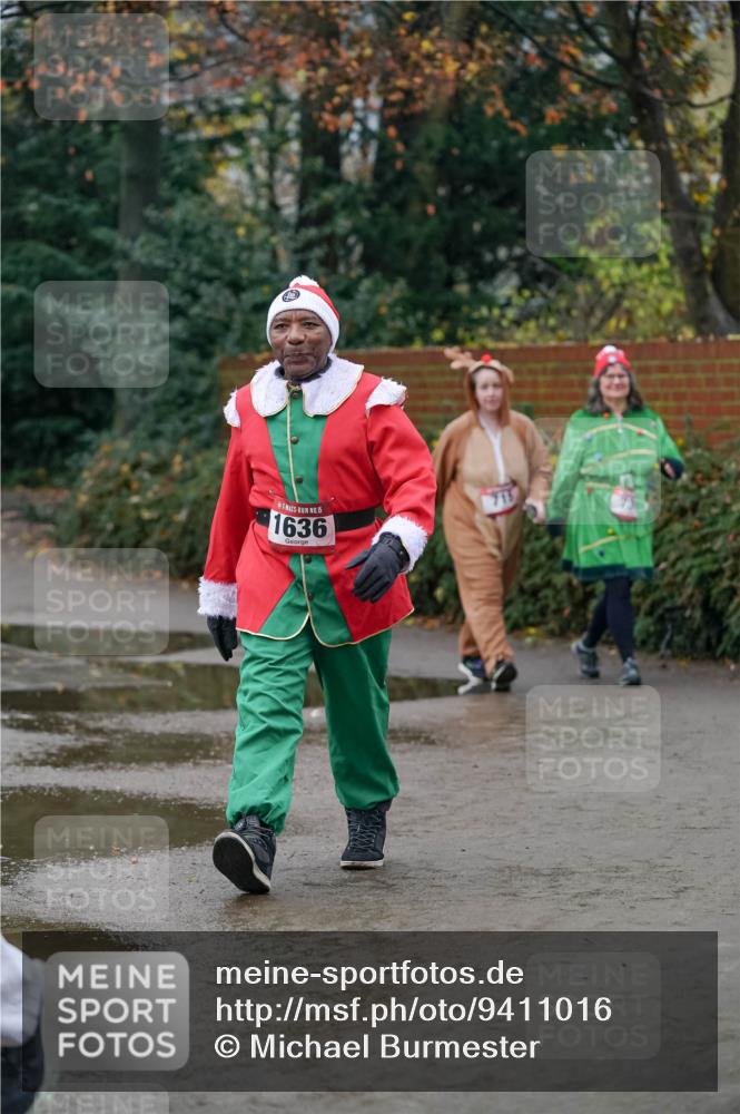 07.12.2025 - St. Pauli X-Mass-Run No. 15 Michael Burmester http://msf.ph/oto/9411016 07.12.2025 09:50:56 Laufen 15, 1636, 715 meine-sportfotos.de