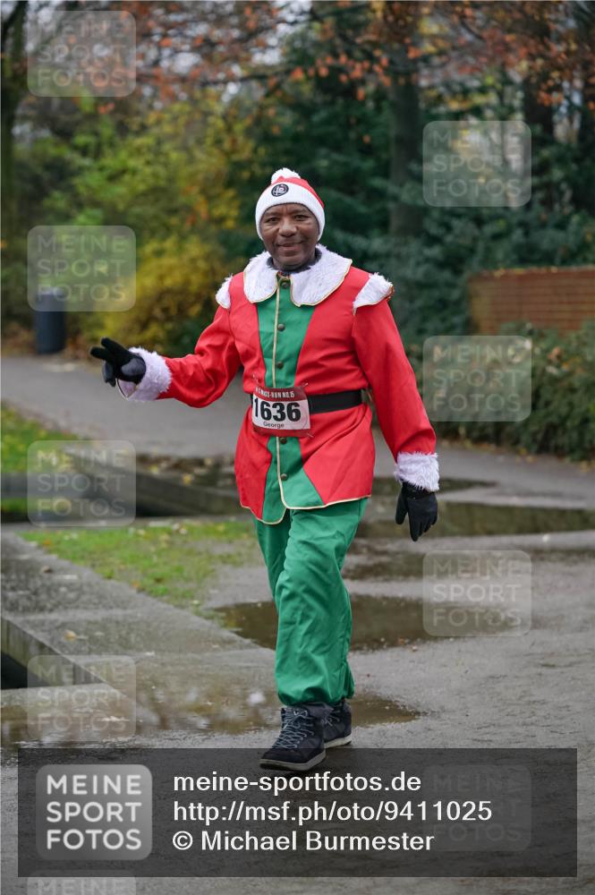 07.12.2025 - St. Pauli X-Mass-Run No. 15 Michael Burmester http://msf.ph/oto/9411025 07.12.2025 09:50:57 Laufen 15, 1636 meine-sportfotos.de