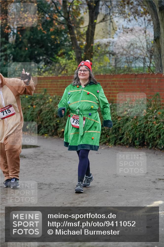 07.12.2025 - St. Pauli X-Mass-Run No. 15 Michael Burmester http://msf.ph/oto/9411052 07.12.2025 09:51:01 Laufen 15, 715, 739 meine-sportfotos.de