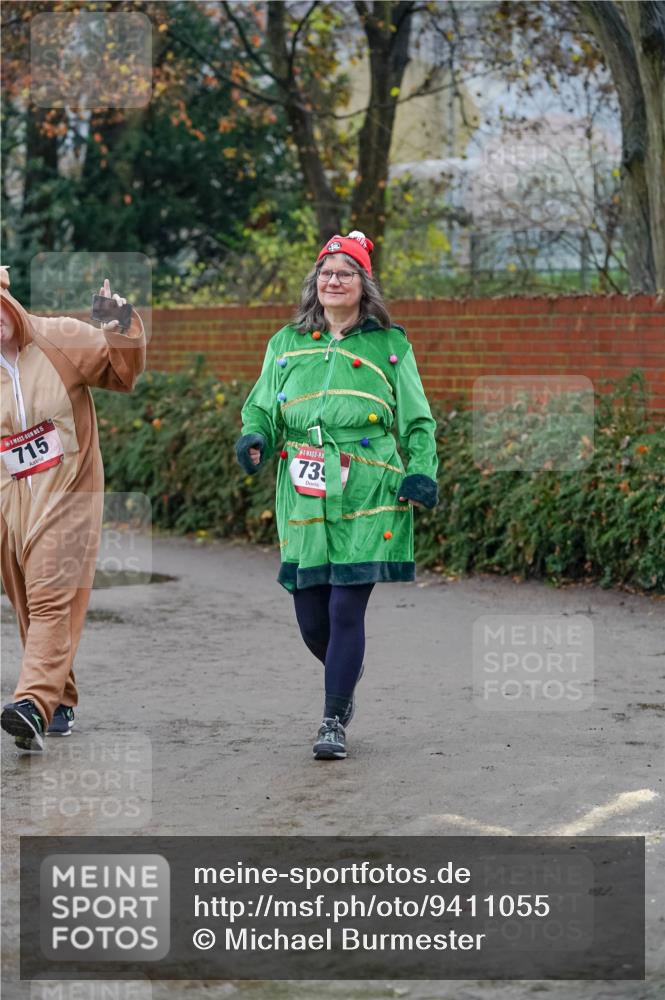 07.12.2025 - St. Pauli X-Mass-Run No. 15 Michael Burmester http://msf.ph/oto/9411055 07.12.2025 09:51:01 Laufen 15, 715, 739 meine-sportfotos.de
