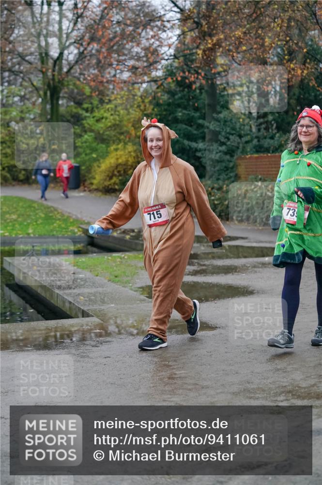 07.12.2025 - St. Pauli X-Mass-Run No. 15 Michael Burmester http://msf.ph/oto/9411061 07.12.2025 09:51:02 Laufen 15, 715, 73 meine-sportfotos.de