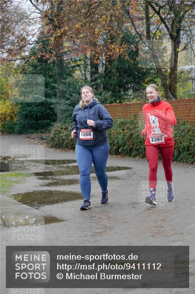07.12.2025 - St. Pauli X-Mass-Run No. 15 Michael Burmester http://msf.ph/oto/9411112 07.12.2025 09:51:20 Laufen 1566, 2397 meine-sportfotos.de