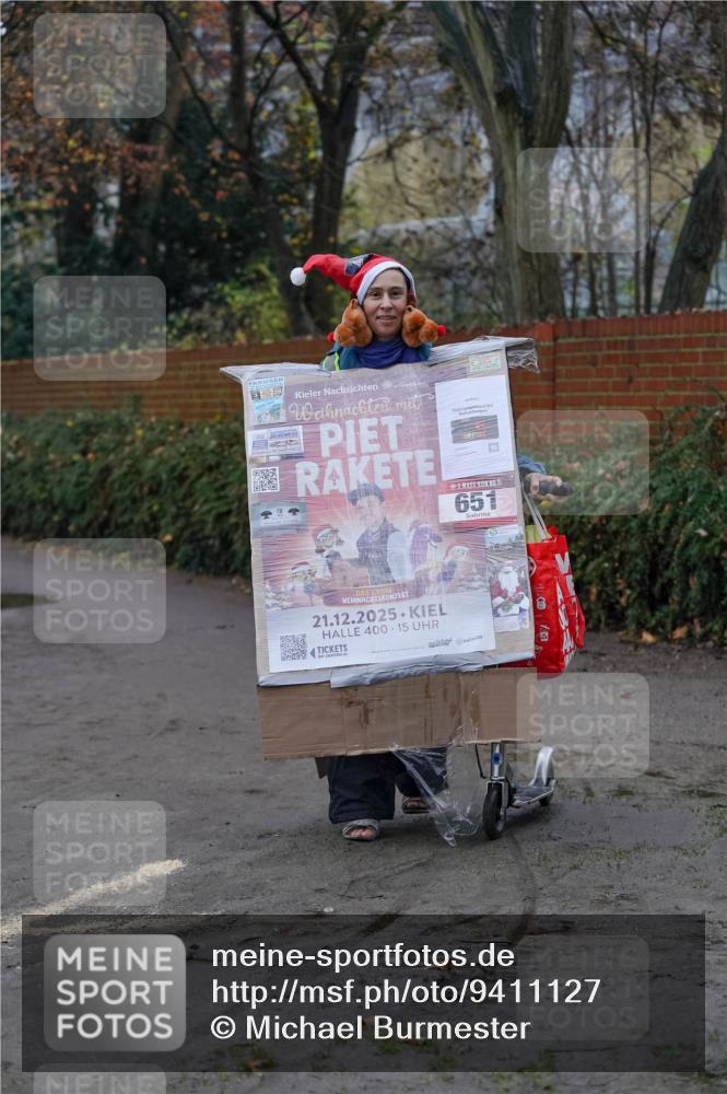 07.12.2025 - St. Pauli X-Mass-Run No. 15 Michael Burmester http://msf.ph/oto/9411127 07.12.2025 09:54:48 Laufen 40, 15, 651, 100, 21, 12, 2025, 400, 15, 400 meine-sportfotos.de