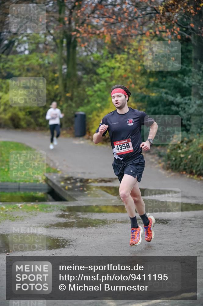 07.12.2025 - St. Pauli X-Mass-Run No. 15 Michael Burmester http://msf.ph/oto/9411195 07.12.2025 09:57:40 Laufen 15, 4358 meine-sportfotos.de