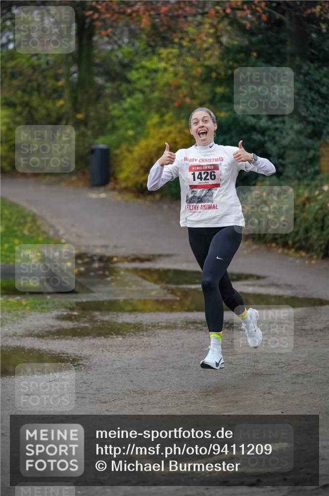 07.12.2025 - St. Pauli X-Mass-Run No. 15 Michael Burmester http://msf.ph/oto/9411209 07.12.2025 09:57:45 Laufen 15, 1426 meine-sportfotos.de