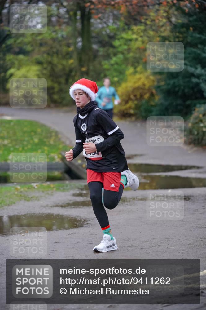07.12.2025 - St. Pauli X-Mass-Run No. 15 Michael Burmester http://msf.ph/oto/9411262 07.12.2025 09:58:09 Laufen  meine-sportfotos.de