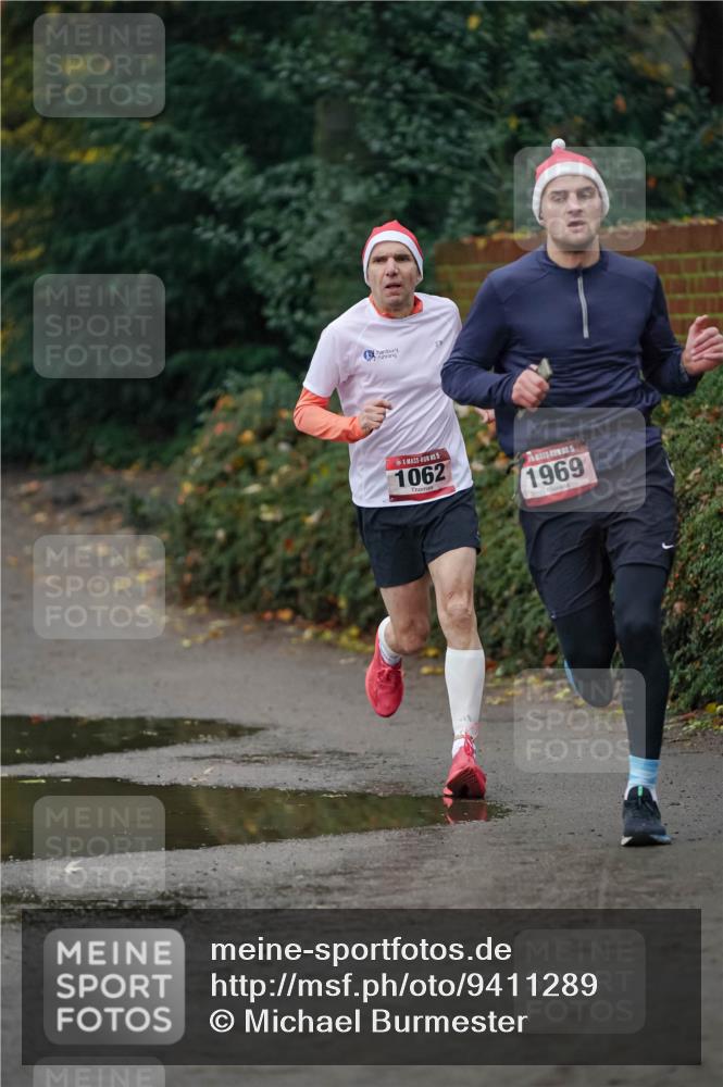 07.12.2025 - St. Pauli X-Mass-Run No. 15 Michael Burmester http://msf.ph/oto/9411289 07.12.2025 09:58:22 Laufen 5, 1062, 1969 meine-sportfotos.de