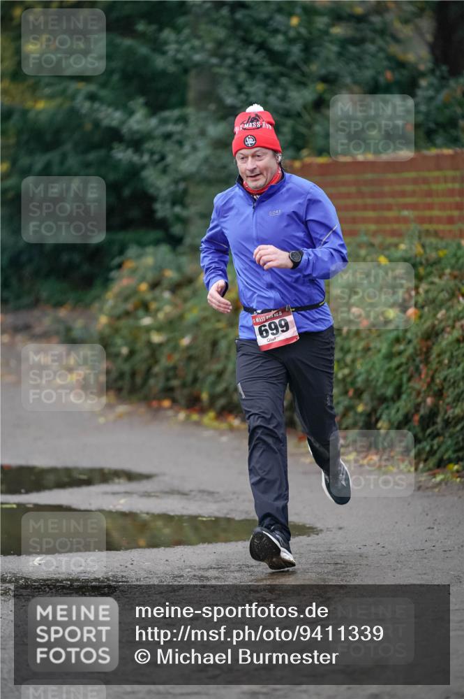 07.12.2025 - St. Pauli X-Mass-Run No. 15 Michael Burmester http://msf.ph/oto/9411339 07.12.2025 09:58:47 Laufen 699 meine-sportfotos.de
