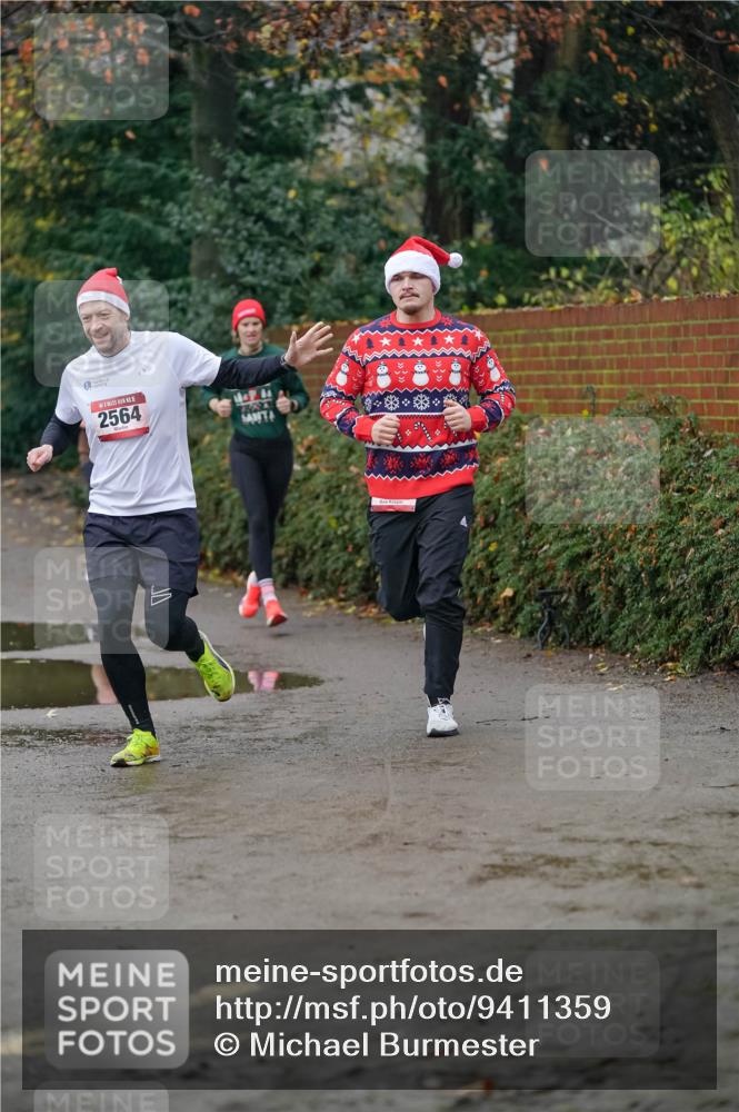 07.12.2025 - St. Pauli X-Mass-Run No. 15 Michael Burmester http://msf.ph/oto/9411359 07.12.2025 09:58:52 Laufen 2564 meine-sportfotos.de