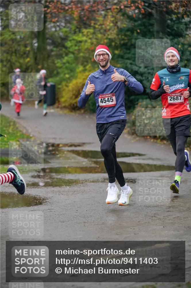 07.12.2025 - St. Pauli X-Mass-Run No. 15 Michael Burmester http://msf.ph/oto/9411403 07.12.2025 09:58:58 Laufen 15, 4545, 50, 2687, 15 meine-sportfotos.de