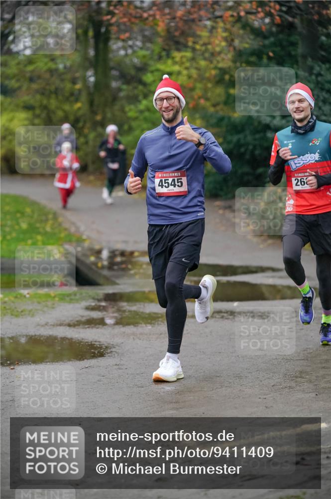 07.12.2025 - St. Pauli X-Mass-Run No. 15 Michael Burmester http://msf.ph/oto/9411409 07.12.2025 09:58:58 Laufen 15, 4545, 26 meine-sportfotos.de