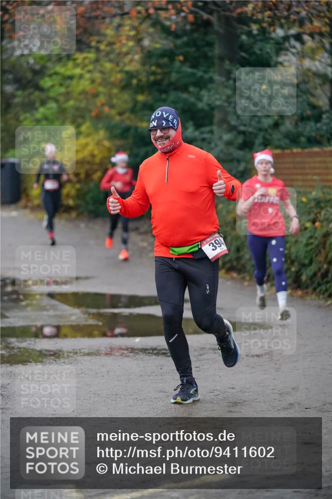07.12.2025 - St. Pauli X-Mass-Run No. 15 Michael Burmester http://msf.ph/oto/9411602 07.12.2025 09:59:47 Laufen 394 meine-sportfotos.de