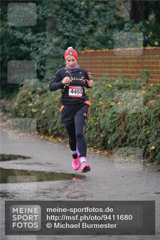 07.12.2025 - St. Pauli X-Mass-Run No. 15 Michael Burmester http://msf.ph/oto/9411680 07.12.2025 10:00:03 Laufen 4455 meine-sportfotos.de