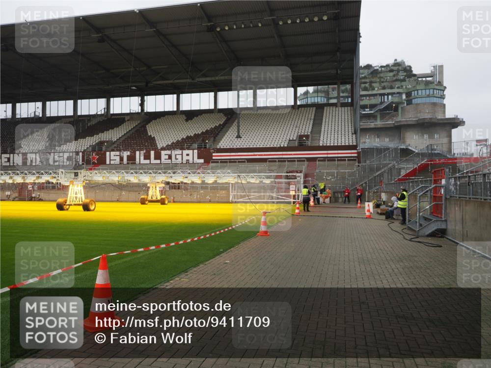 07.12.2025 - St. Pauli X-Mass-Run No. 15 Fabian Wolf http://msf.ph/oto/9411709 07.12.2025 11:14:04 Ziel 274, 375, 425, 475, 708 meine-sportfotos.de