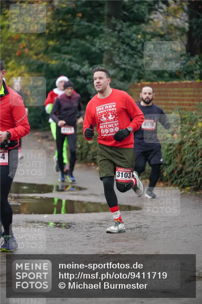 07.12.2025 - St. Pauli X-Mass-Run No. 15 Michael Burmester http://msf.ph/oto/9411719 07.12.2025 10:00:10 Laufen 4, 4536, 15, 3103 meine-sportfotos.de