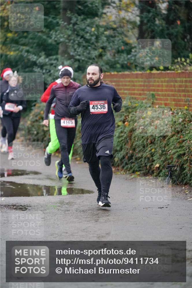07.12.2025 - St. Pauli X-Mass-Run No. 15 Michael Burmester http://msf.ph/oto/9411734 07.12.2025 10:00:11 Laufen 4115, 15, 4536 meine-sportfotos.de