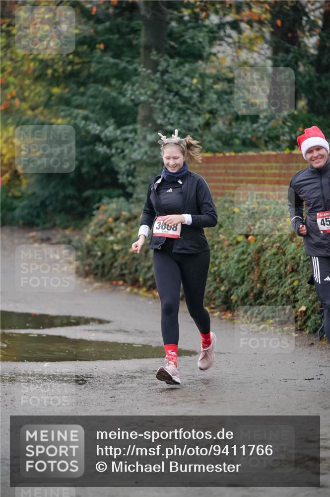 07.12.2025 - St. Pauli X-Mass-Run No. 15 Michael Burmester http://msf.ph/oto/9411766 07.12.2025 10:00:15 Laufen 3668, 45 meine-sportfotos.de