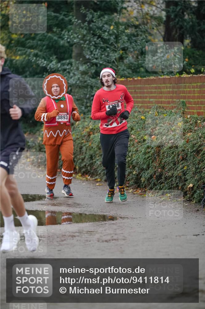 07.12.2025 - St. Pauli X-Mass-Run No. 15 Michael Burmester http://msf.ph/oto/9411814 07.12.2025 10:00:22 Laufen 3893, 15, 4298 meine-sportfotos.de