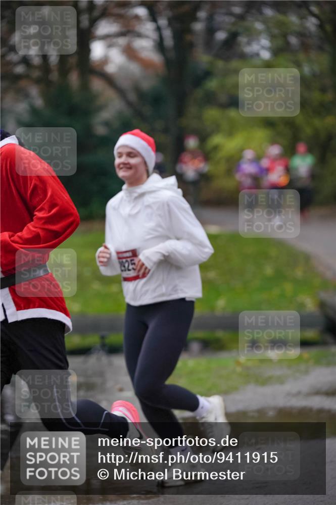 07.12.2025 - St. Pauli X-Mass-Run No. 15 Michael Burmester http://msf.ph/oto/9411915 07.12.2025 10:00:34 Laufen 300 meine-sportfotos.de