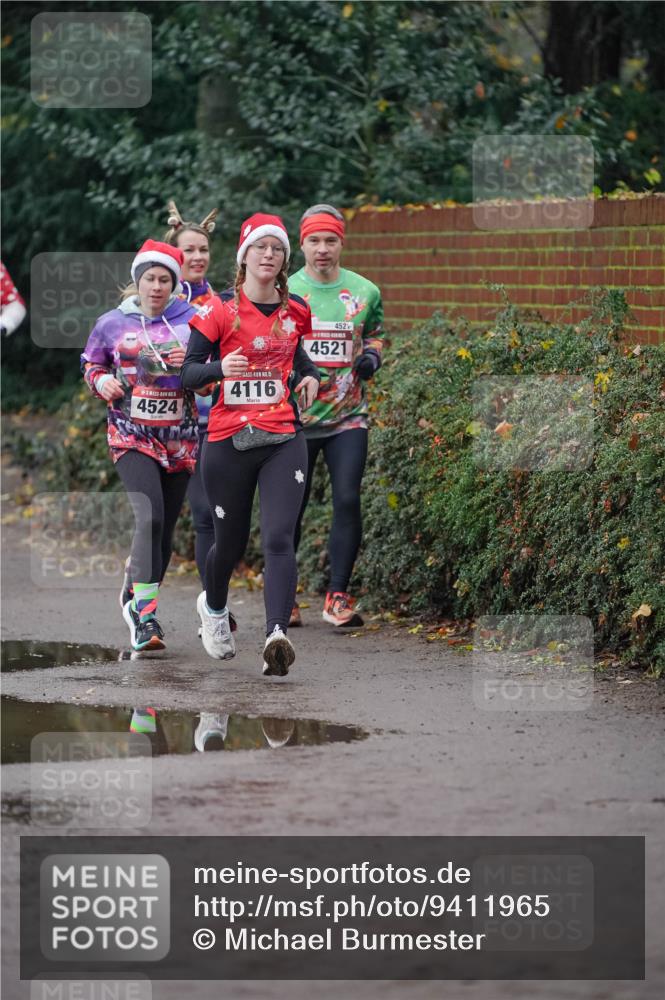 07.12.2025 - St. Pauli X-Mass-Run No. 15 Michael Burmester http://msf.ph/oto/9411965 07.12.2025 10:00:41 Laufen 15, 4524, 4116, 452, 4521 meine-sportfotos.de