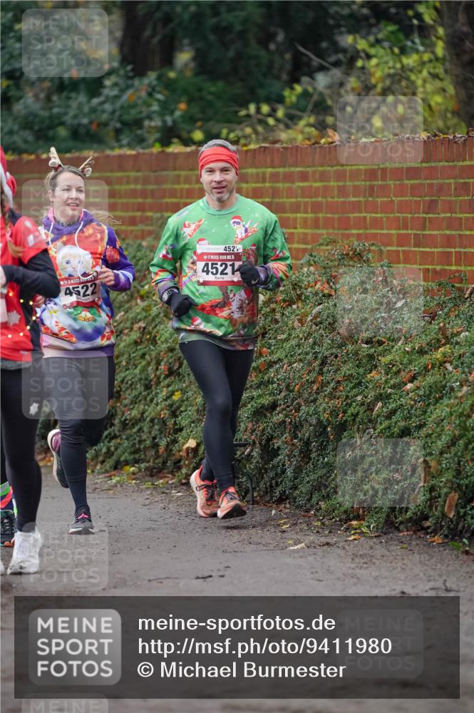07.12.2025 - St. Pauli X-Mass-Run No. 15 Michael Burmester http://msf.ph/oto/9411980 07.12.2025 10:00:43 Laufen 4522, 4521, 15, 4521 meine-sportfotos.de