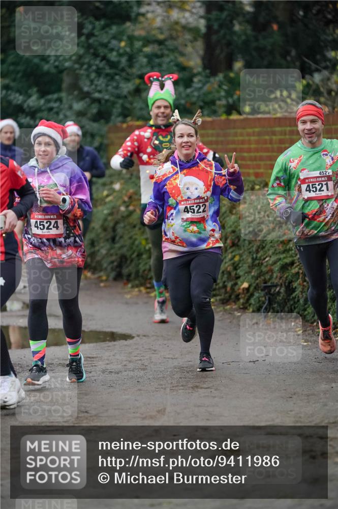 07.12.2025 - St. Pauli X-Mass-Run No. 15 Michael Burmester http://msf.ph/oto/9411986 07.12.2025 10:00:44 Laufen 15, 4524, 4522, 4521, 15, 4521 meine-sportfotos.de
