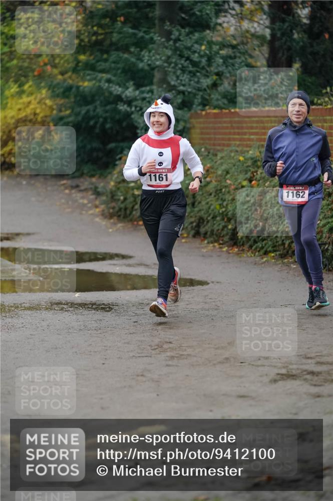07.12.2025 - St. Pauli X-Mass-Run No. 15 Michael Burmester http://msf.ph/oto/9412100 07.12.2025 10:00:56 Laufen 15, 1161, 1162 meine-sportfotos.de