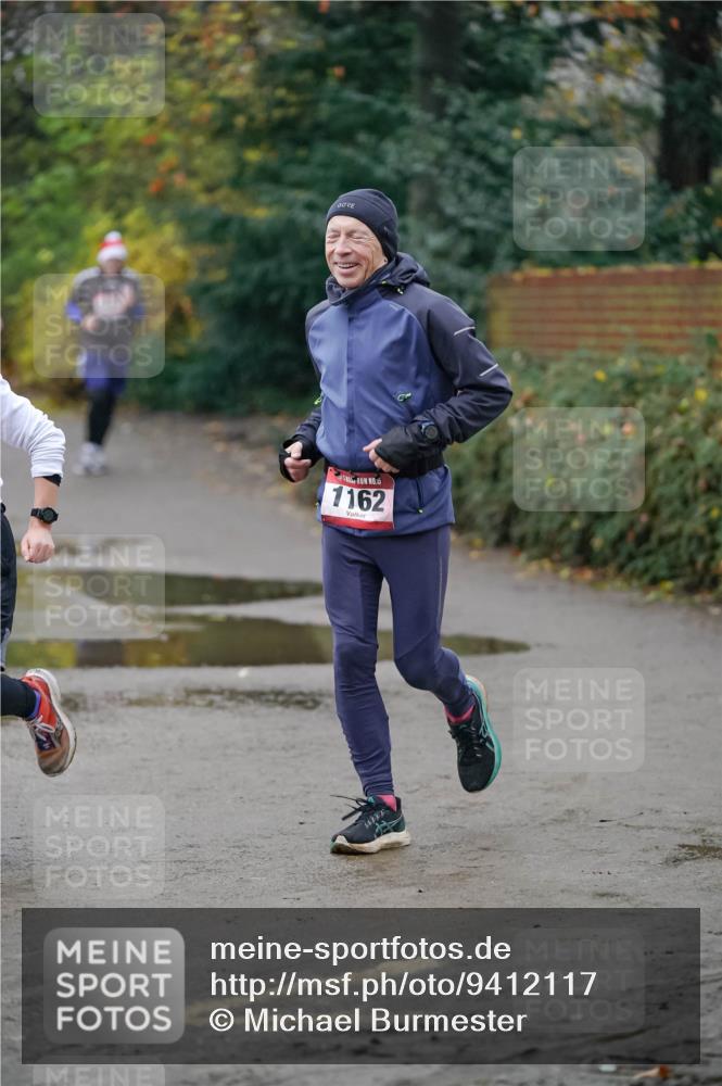 07.12.2025 - St. Pauli X-Mass-Run No. 15 Michael Burmester http://msf.ph/oto/9412117 07.12.2025 10:00:58 Laufen 5, 1162 meine-sportfotos.de