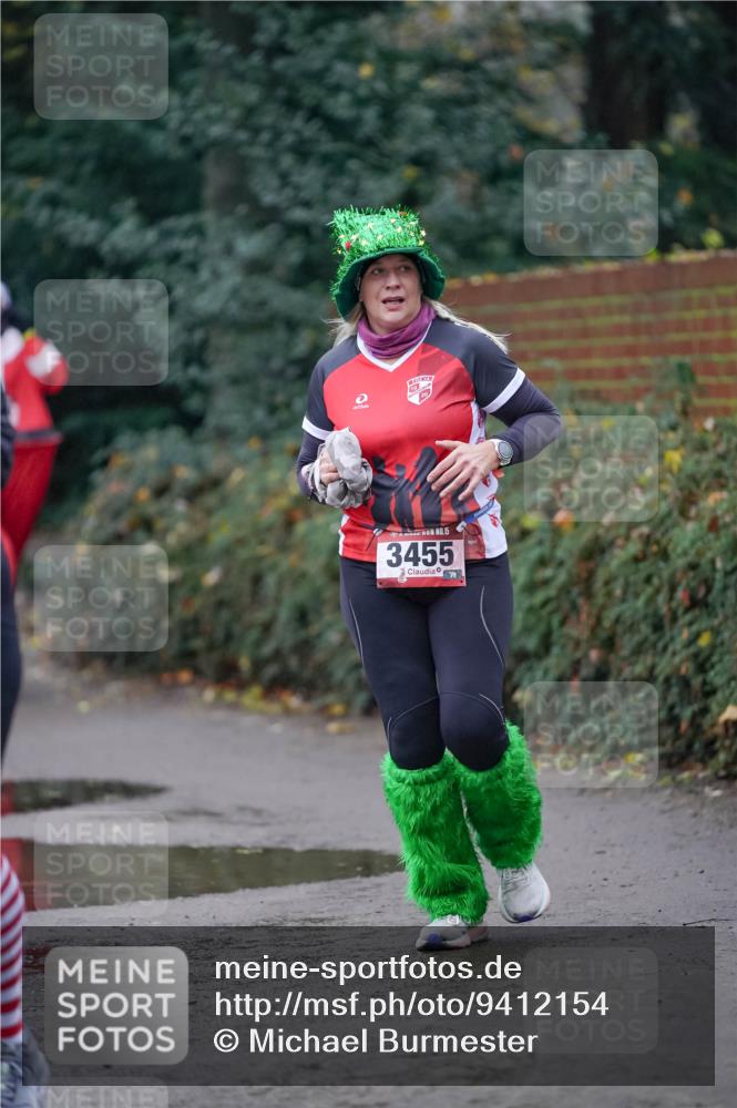 07.12.2025 - St. Pauli X-Mass-Run No. 15 Michael Burmester http://msf.ph/oto/9412154 07.12.2025 10:01:05 Laufen 19, 15, 3455 meine-sportfotos.de