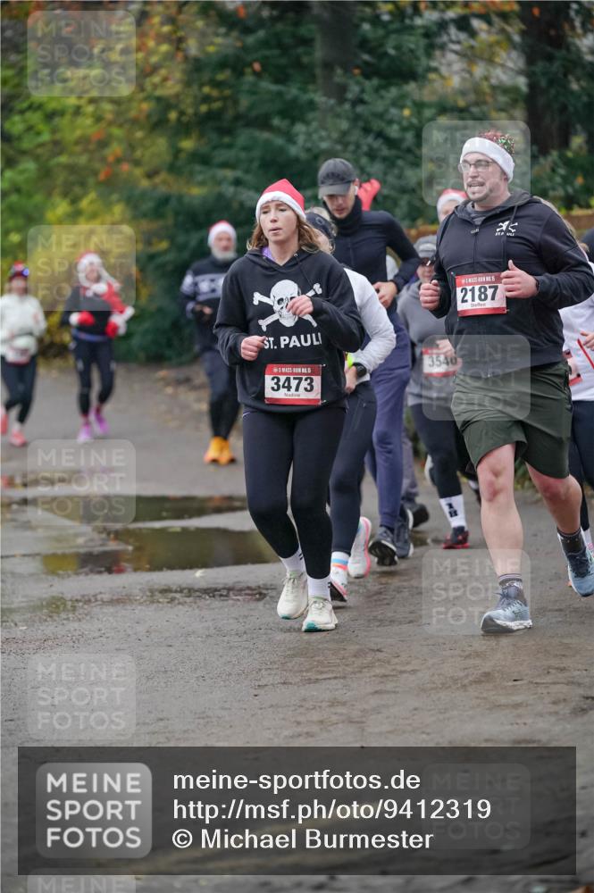 07.12.2025 - St. Pauli X-Mass-Run No. 15 Michael Burmester http://msf.ph/oto/9412319 07.12.2025 10:01:26 Laufen 15, 3473, 3540, 15, 2187 meine-sportfotos.de