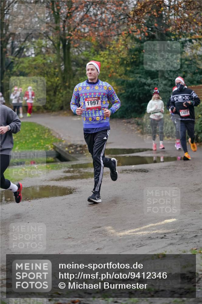 07.12.2025 - St. Pauli X-Mass-Run No. 15 Michael Burmester http://msf.ph/oto/9412346 07.12.2025 10:01:29 Laufen 1997, 1407 meine-sportfotos.de