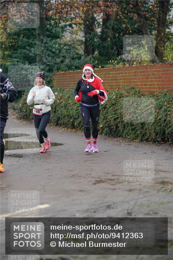 07.12.2025 - St. Pauli X-Mass-Run No. 15 Michael Burmester http://msf.ph/oto/9412363 07.12.2025 10:01:31 Laufen 149 meine-sportfotos.de