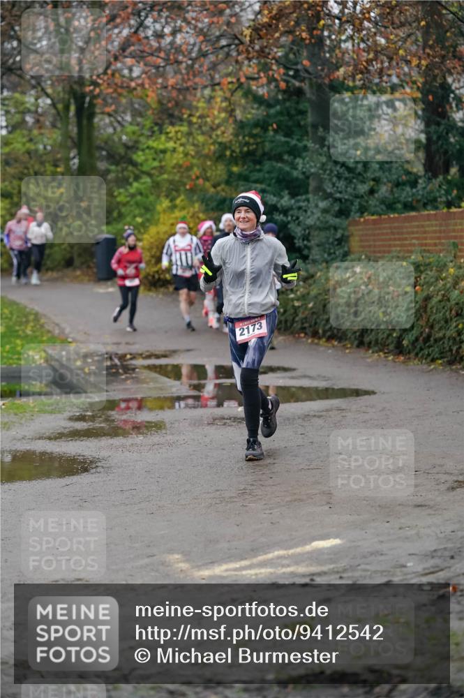 07.12.2025 - St. Pauli X-Mass-Run No. 15 Michael Burmester http://msf.ph/oto/9412542 07.12.2025 10:01:53 Laufen 2173 meine-sportfotos.de