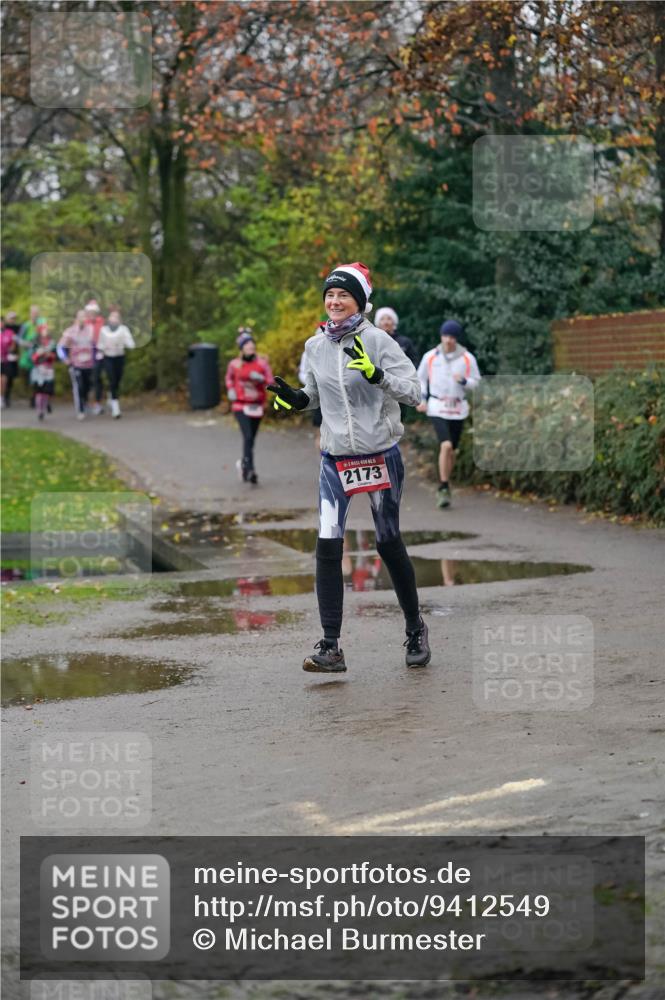 07.12.2025 - St. Pauli X-Mass-Run No. 15 Michael Burmester http://msf.ph/oto/9412549 07.12.2025 10:01:54 Laufen 2173 meine-sportfotos.de