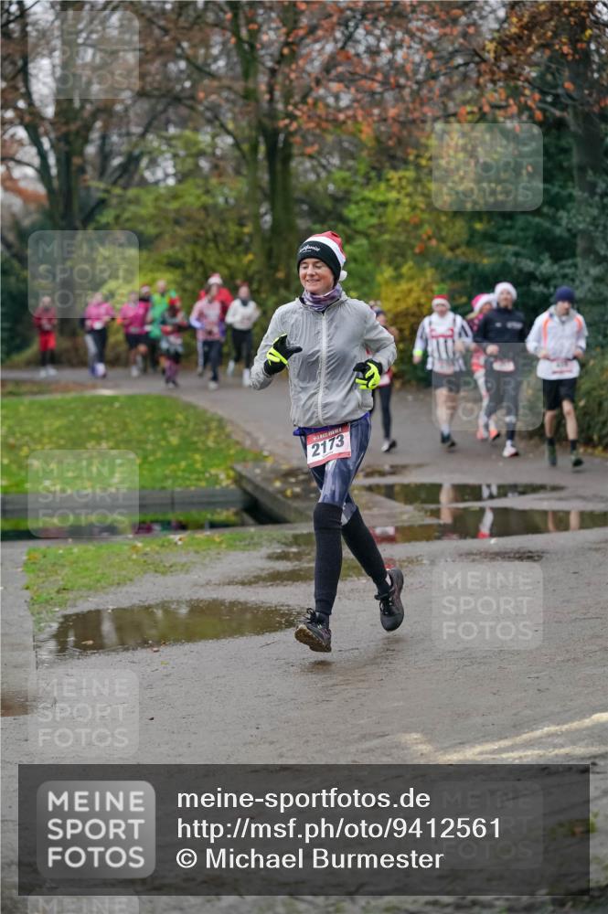 07.12.2025 - St. Pauli X-Mass-Run No. 15 Michael Burmester http://msf.ph/oto/9412561 07.12.2025 10:01:54 Laufen 2173 meine-sportfotos.de