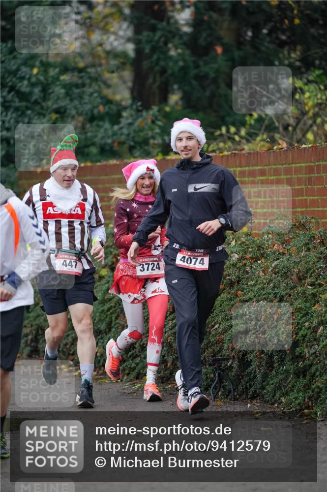 07.12.2025 - St. Pauli X-Mass-Run No. 15 Michael Burmester http://msf.ph/oto/9412579 07.12.2025 10:01:57 Laufen 5, 23, 447, 3724, 4074 meine-sportfotos.de