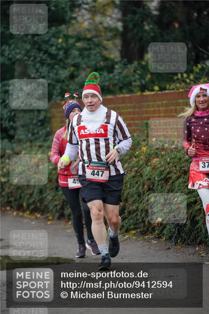 07.12.2025 - St. Pauli X-Mass-Run No. 15 Michael Burmester http://msf.ph/oto/9412594 07.12.2025 10:01:58 Laufen 45, 15, 447, 37 meine-sportfotos.de