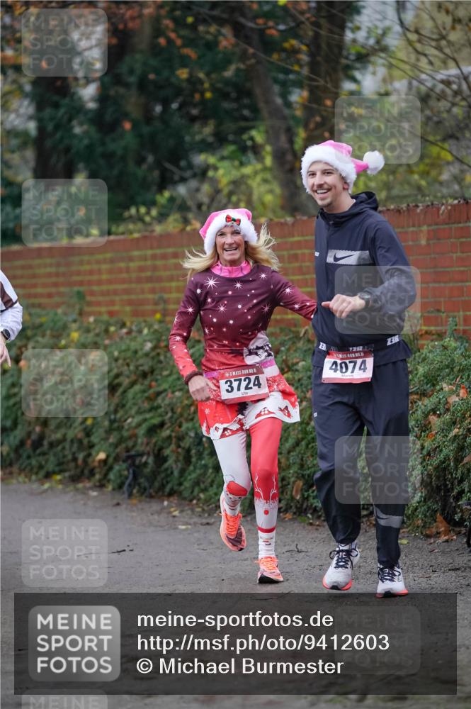 07.12.2025 - St. Pauli X-Mass-Run No. 15 Michael Burmester http://msf.ph/oto/9412603 07.12.2025 10:01:59 Laufen 15, 3724, 5, 4074, 3 meine-sportfotos.de