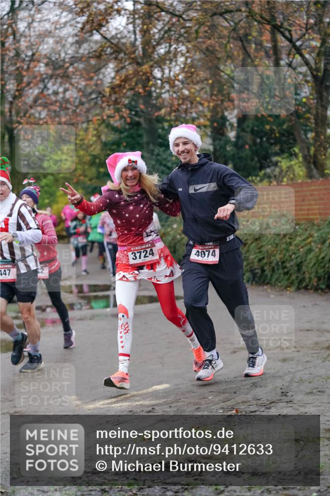 07.12.2025 - St. Pauli X-Mass-Run No. 15 Michael Burmester http://msf.ph/oto/9412633 07.12.2025 10:02:01 Laufen 447, 2, 5, 3724, 4074, 3 meine-sportfotos.de