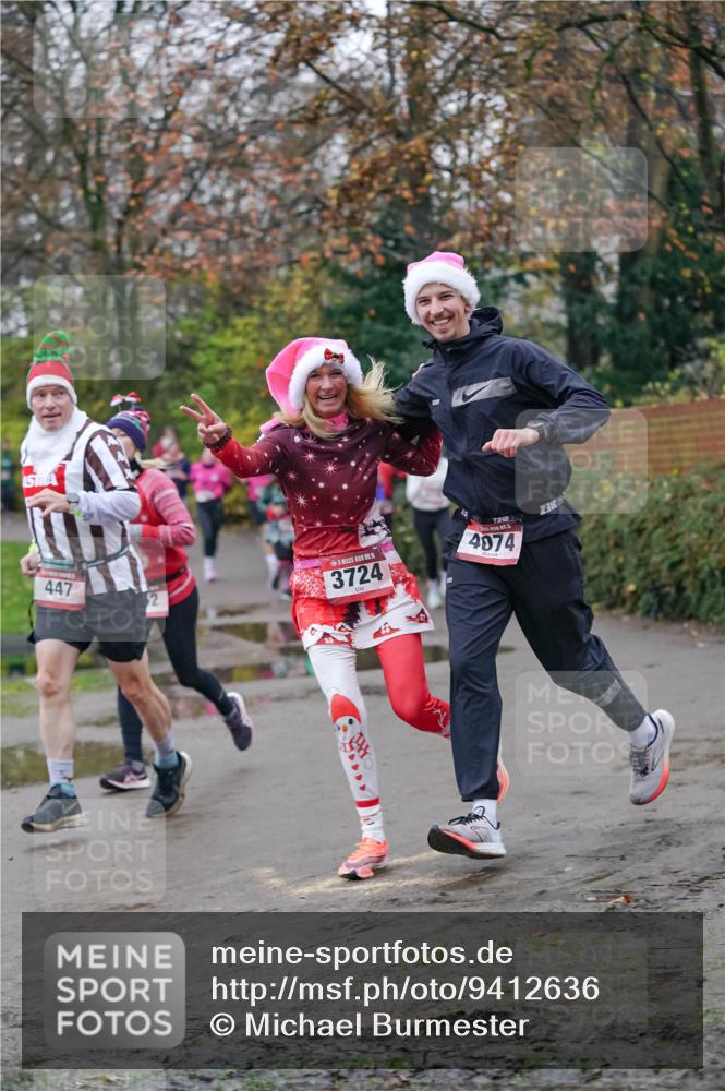 07.12.2025 - St. Pauli X-Mass-Run No. 15 Michael Burmester http://msf.ph/oto/9412636 07.12.2025 10:02:01 Laufen 447, 5, 3724, 1212, 4074, 236 meine-sportfotos.de