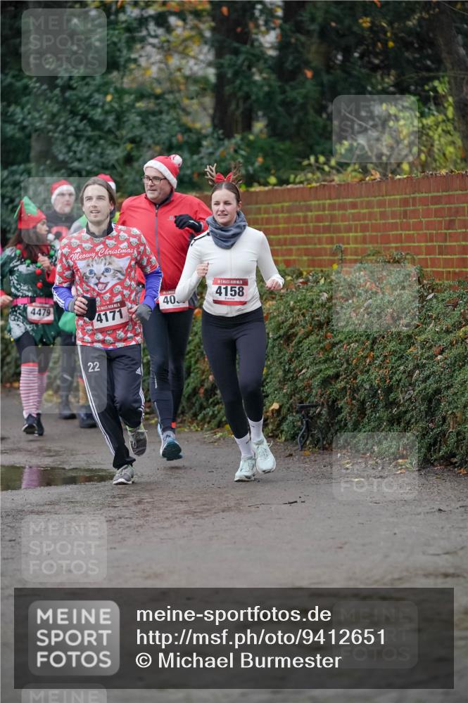 07.12.2025 - St. Pauli X-Mass-Run No. 15 Michael Burmester http://msf.ph/oto/9412651 07.12.2025 10:02:03 Laufen 4479, 22, 4171, 40, 15, 4158 meine-sportfotos.de