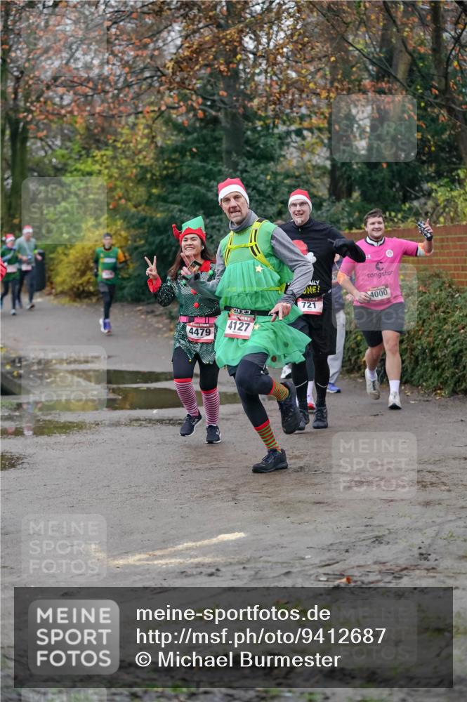 07.12.2025 - St. Pauli X-Mass-Run No. 15 Michael Burmester http://msf.ph/oto/9412687 07.12.2025 10:02:06 Laufen 4000, 721, 3, 4479, 4127 meine-sportfotos.de