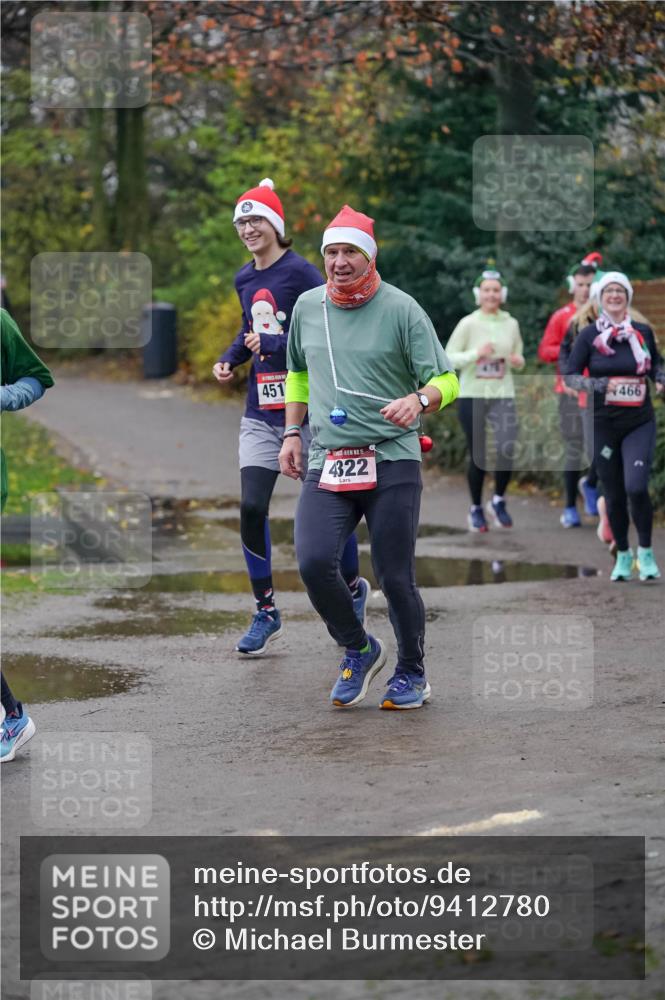 07.12.2025 - St. Pauli X-Mass-Run No. 15 Michael Burmester http://msf.ph/oto/9412780 07.12.2025 10:02:17 Laufen 451, 15, 4322, 466 meine-sportfotos.de