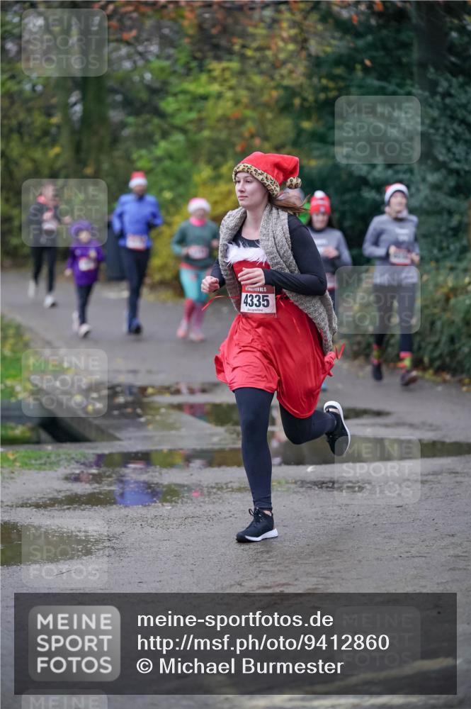 07.12.2025 - St. Pauli X-Mass-Run No. 15 Michael Burmester http://msf.ph/oto/9412860 07.12.2025 10:02:25 Laufen 4335 meine-sportfotos.de
