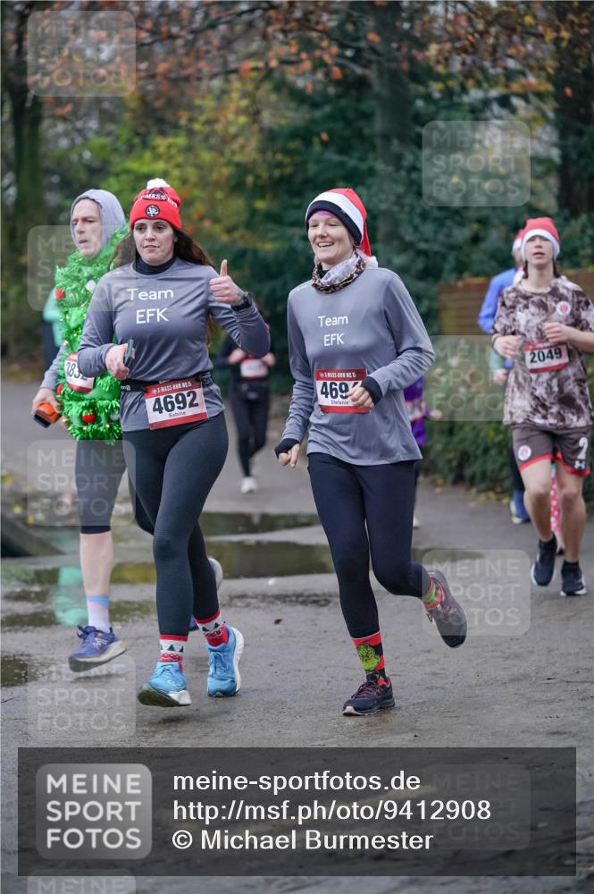 07.12.2025 - St. Pauli X-Mass-Run No. 15 Michael Burmester http://msf.ph/oto/9412908 07.12.2025 10:02:30 Laufen 383, 15, 4692, 15, 469, 2049 meine-sportfotos.de