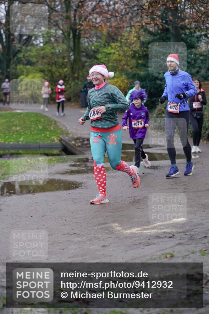 07.12.2025 - St. Pauli X-Mass-Run No. 15 Michael Burmester http://msf.ph/oto/9412932 07.12.2025 10:02:33 Laufen 157, 2184, 4078, 4079, 4501 meine-sportfotos.de