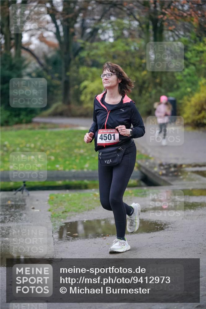 07.12.2025 - St. Pauli X-Mass-Run No. 15 Michael Burmester http://msf.ph/oto/9412973 07.12.2025 10:02:36 Laufen 15, 4501 meine-sportfotos.de